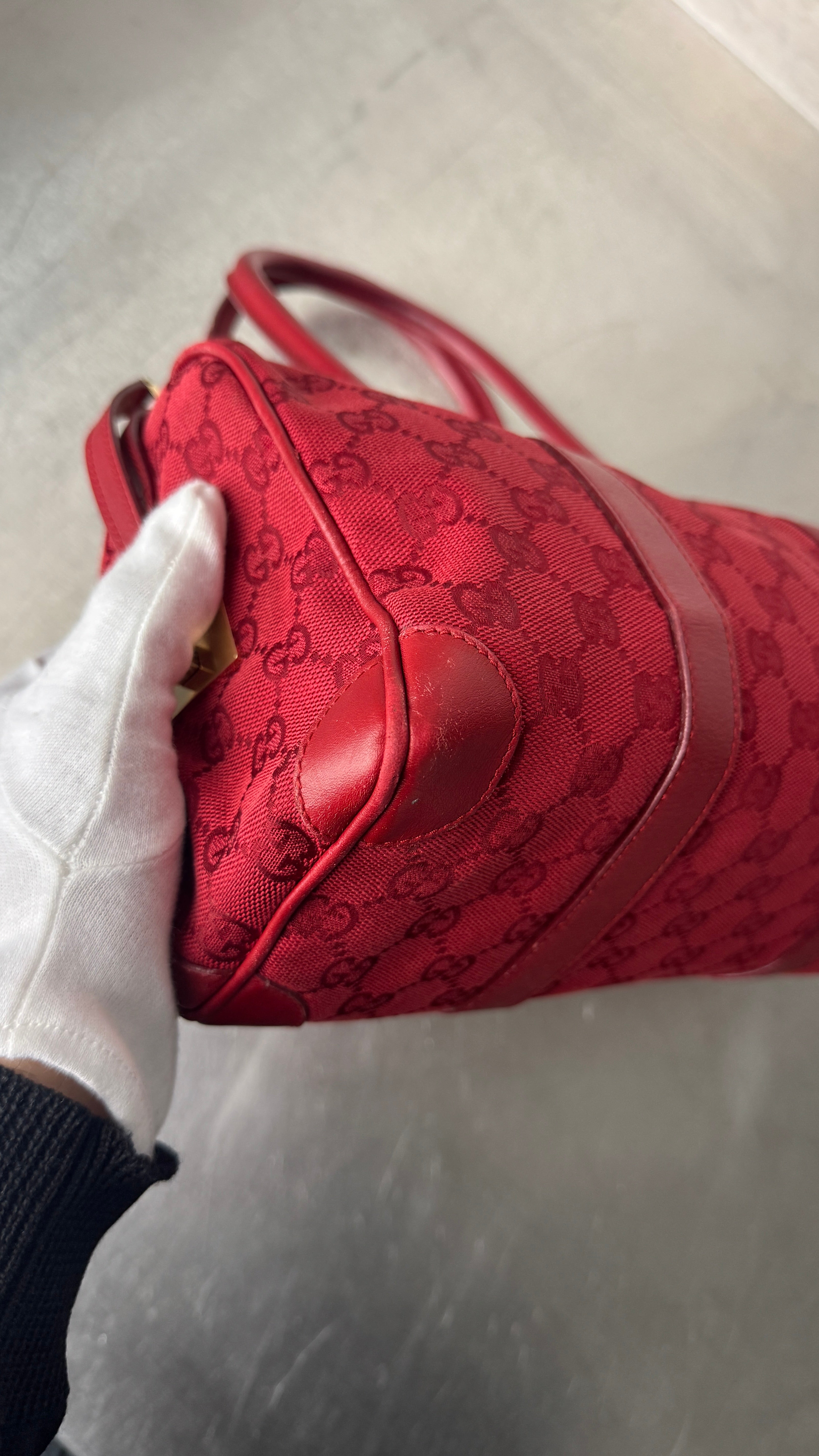 2000's Gucci Red Boston Shoulder Bag